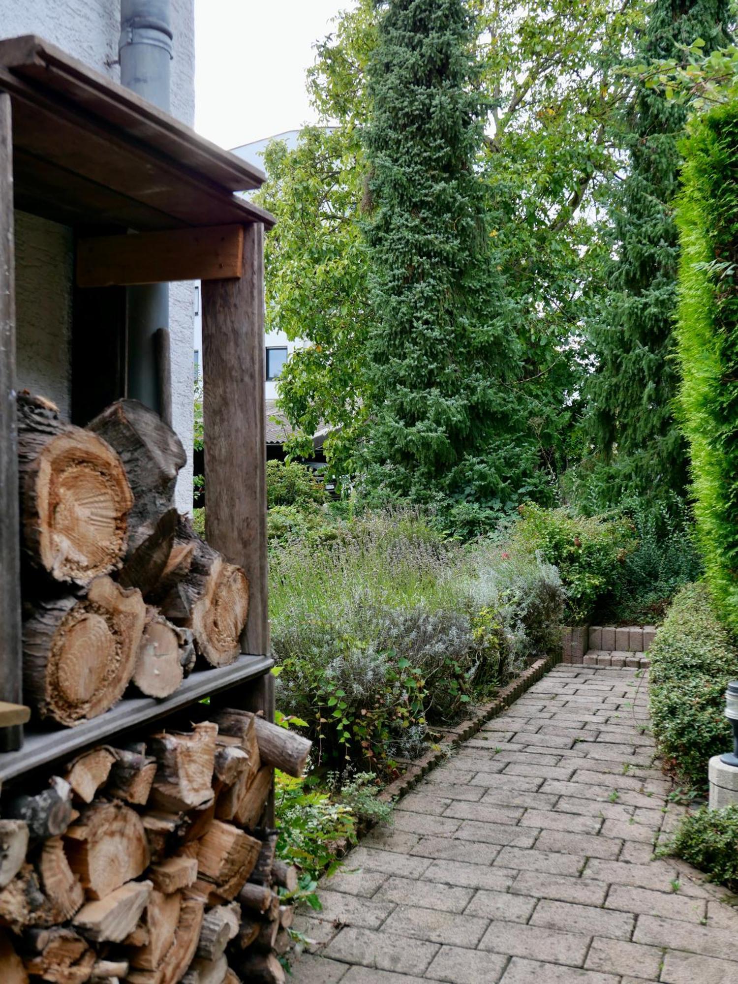 Schoenes Apartment Mit Terrasse Im Steingarten Bad Vilbel Zewnętrze zdjęcie